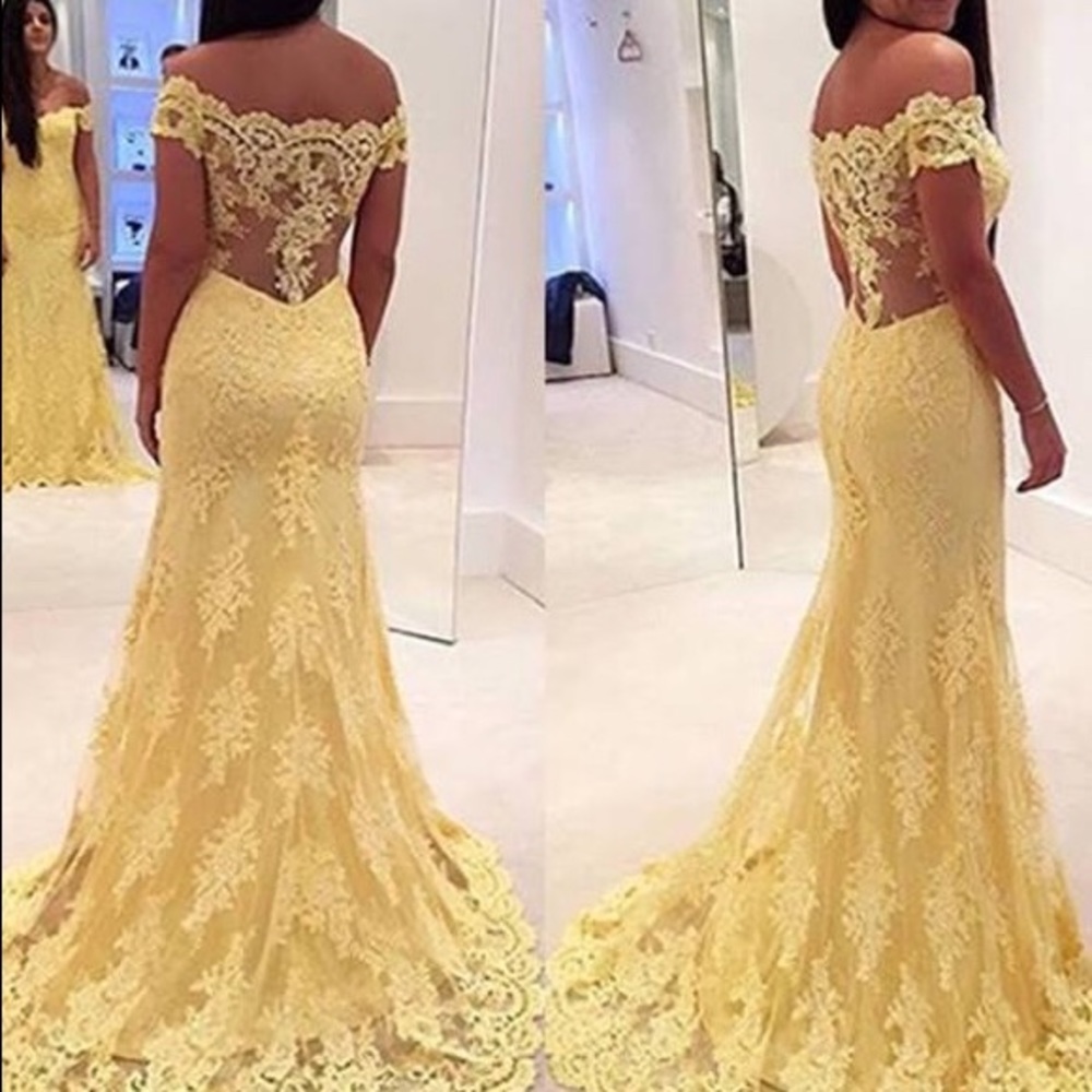 ISO PROM DRESSES‼️😍 - Picture 7 of 8